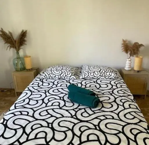 Сasa de vacaciones Maison Splendide Avec Piscine Ribérac